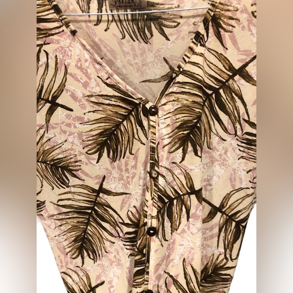 Lavish Size Large tie & button detail blouse coastal summer style cape sleeve - Picture 5 of 14